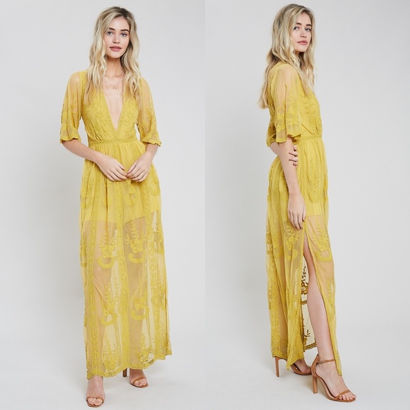 ‘Amelia’ Lace Maxi Dress. - Picture 4 of 5